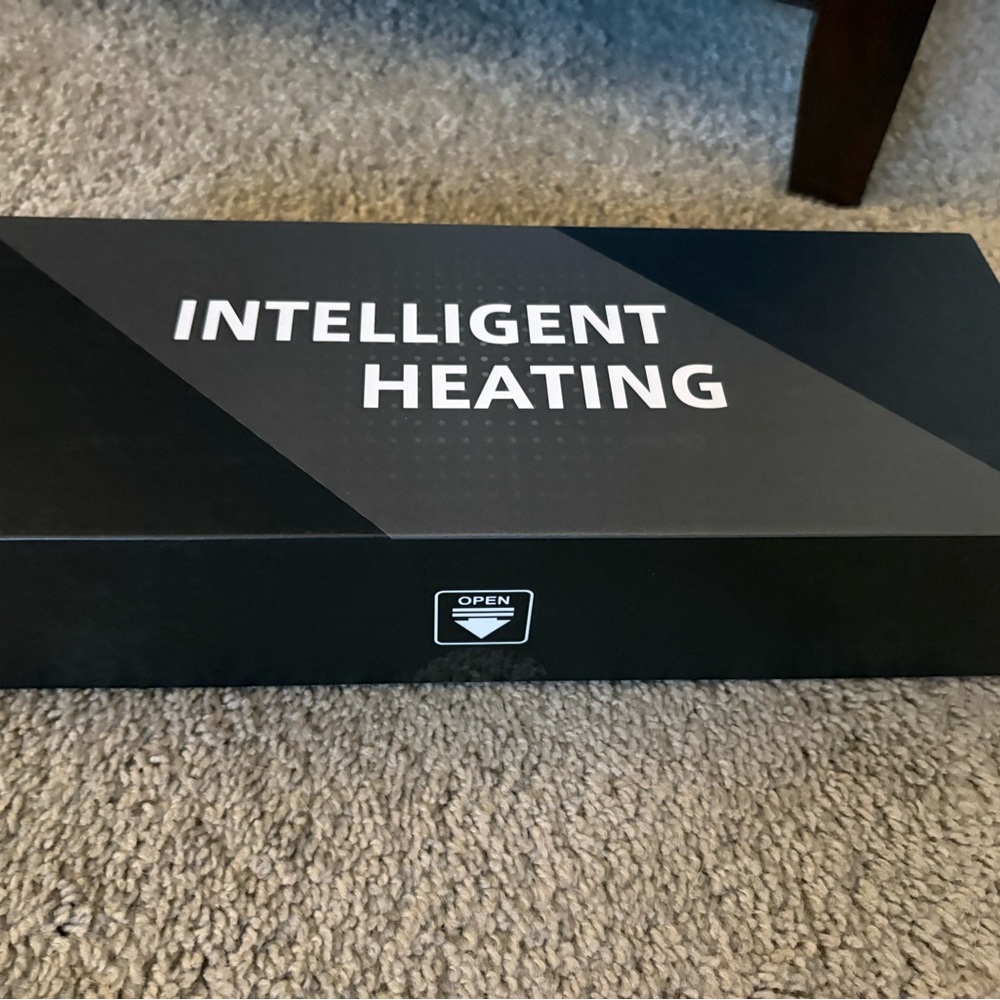 Intelligent Heating Black and Gray socks!